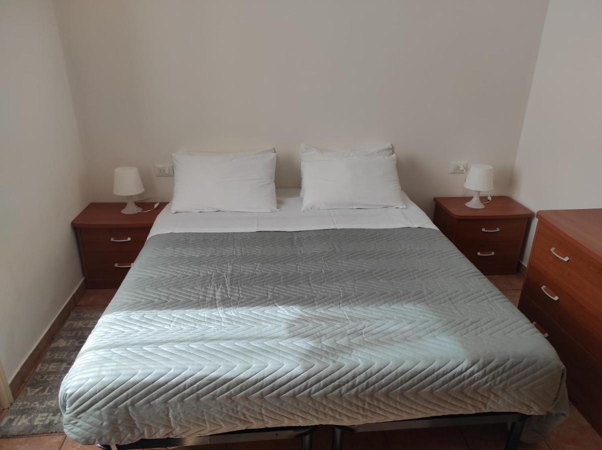 Casa Di Luca Lejlighed Lecco Eksteriør billede