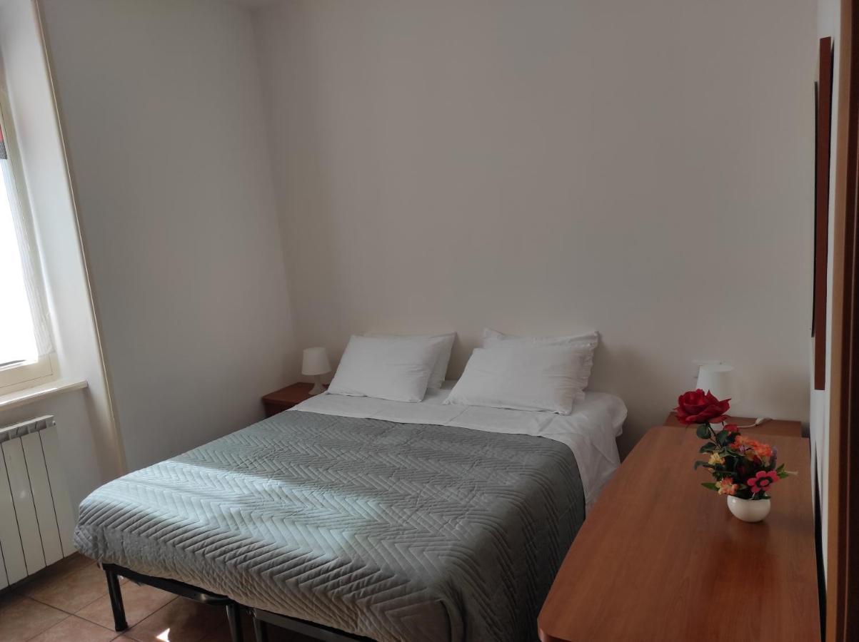 Casa Di Luca Lejlighed Lecco Eksteriør billede