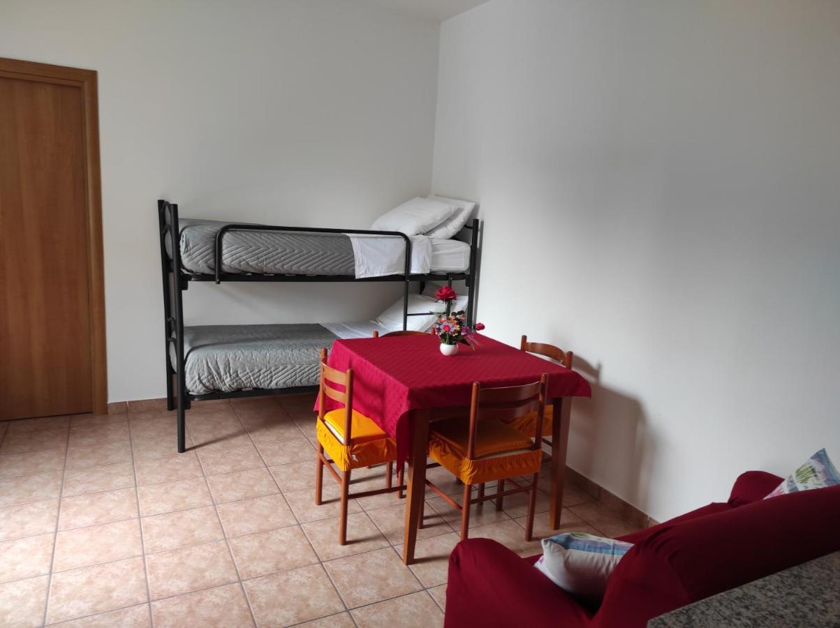 Casa Di Luca Lejlighed Lecco Eksteriør billede