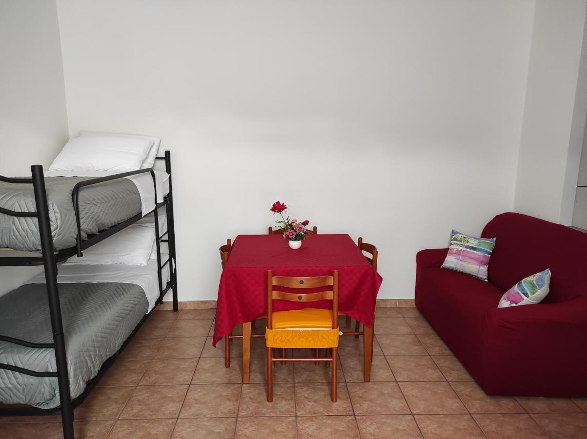 Casa Di Luca Lejlighed Lecco Eksteriør billede
